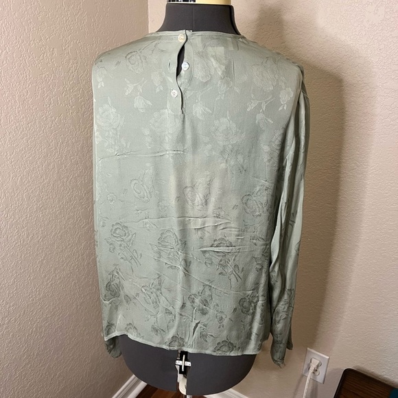 Rena Rowan Women’s 16 Green 100% Silk Long Sleeve Pullover Blouse - Picture 2 of 2